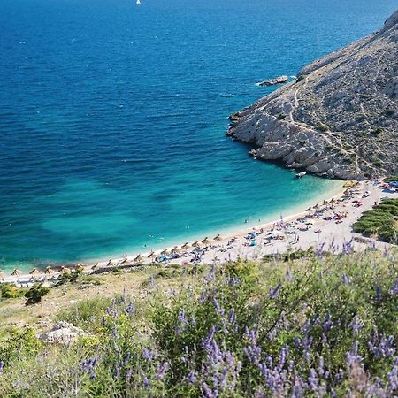 Beautiful Apartment In Stara Baska With Wifi Εξωτερικό φωτογραφία